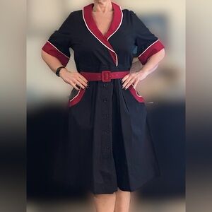 Eshakti Black dress w. Red and white details on the edges. Red belt - 2X - 20W